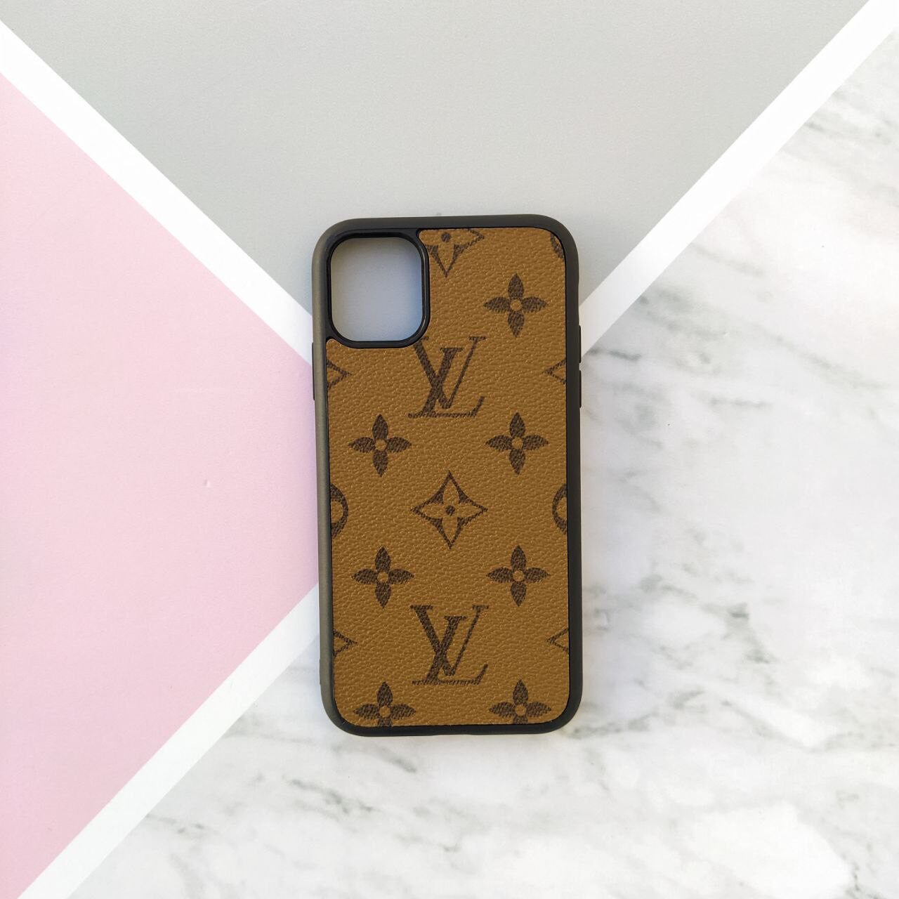 Louis Vuitton tiene sus fundas para iPhone con un diseño muy original